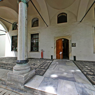 Enderun Courtyard 4