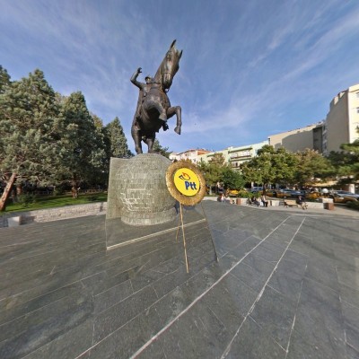 Atatürk Heykeli