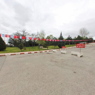 Kabir Alanı Girişi