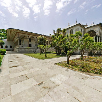 Enderun Courtyard  2